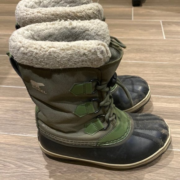Sorel army green boots size 3 - Picture 1 of 6